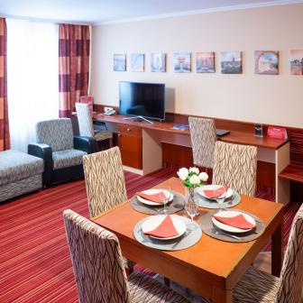 Rooms 10